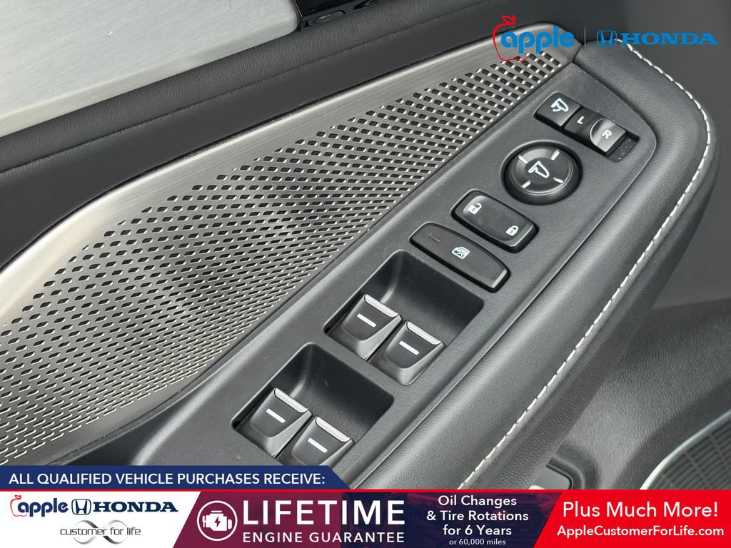 Used 2023 Acura MDX w/ Technology Package AWD/4WD image 9