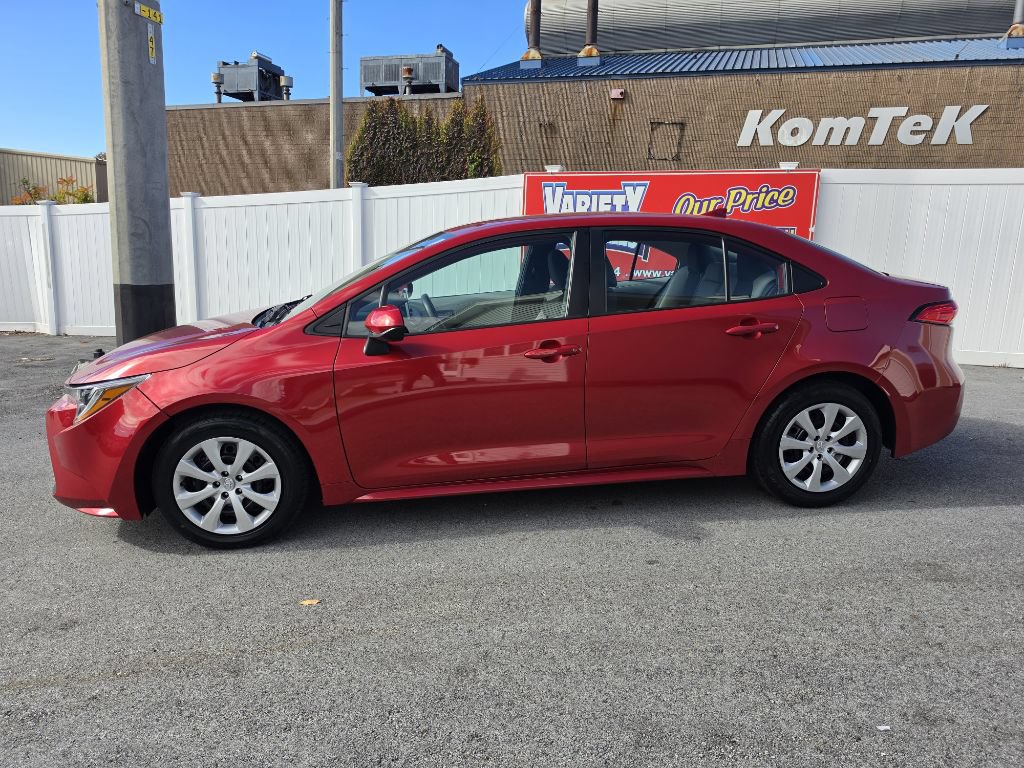 Used 2021 Toyota Corolla LE FWD image 10