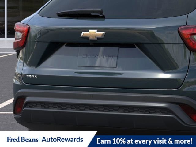 New 2025 Chevrolet Trax LS w/ Driver Confidence Package image 14