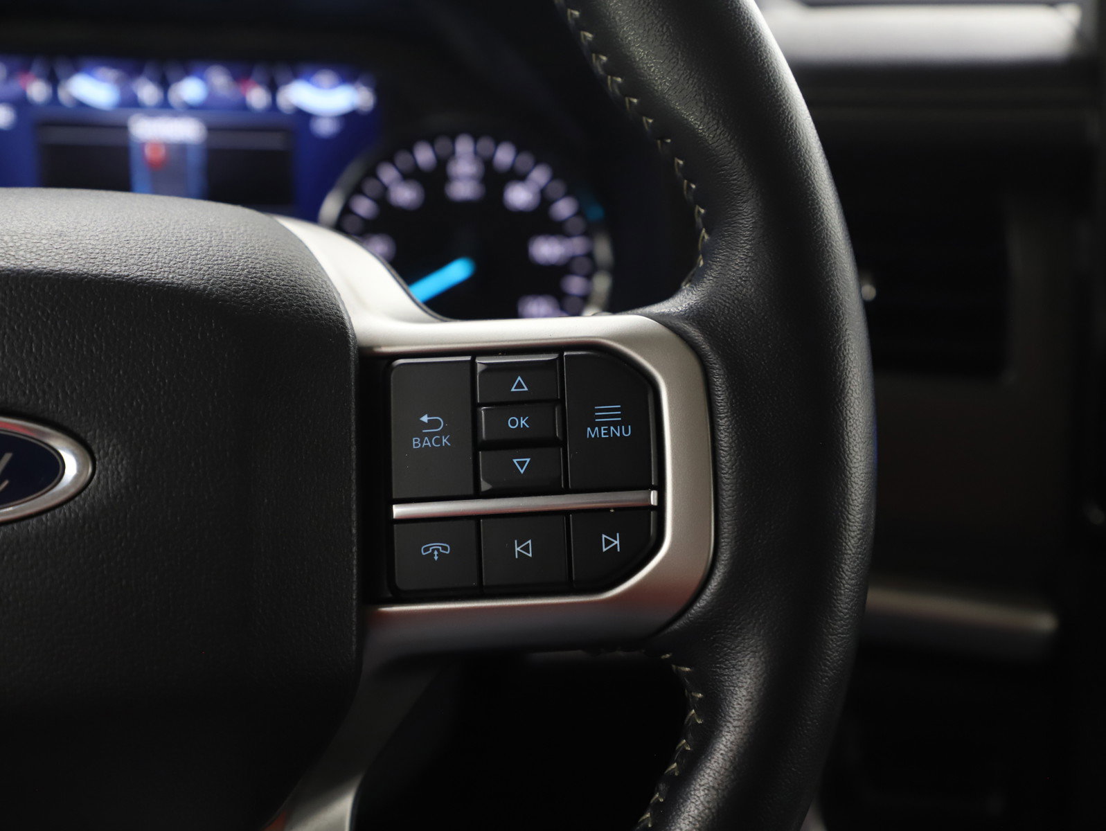 Used 2024 Ford Expedition Max XLT image 30