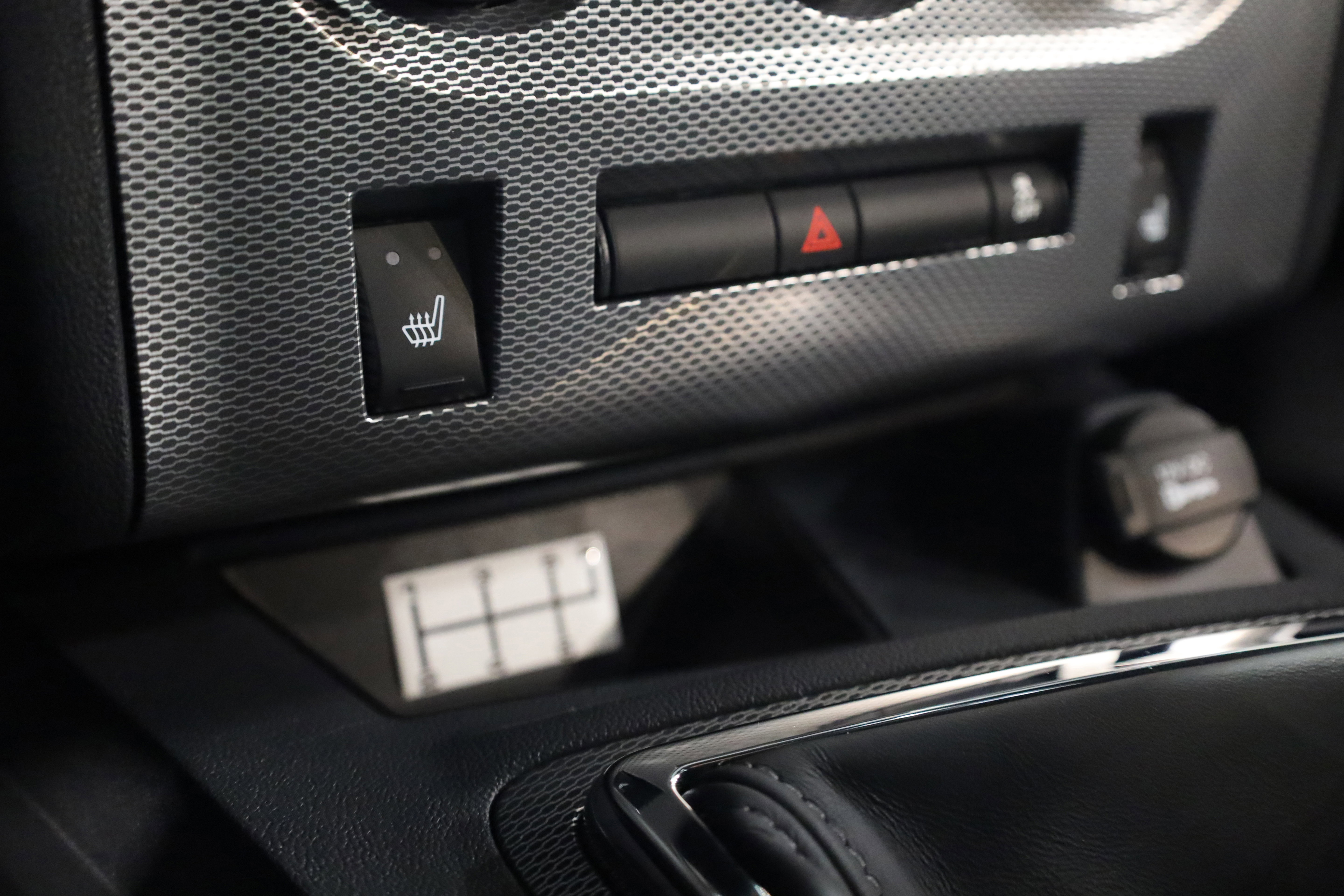 Used 2014 Dodge Challenger R/T Plus image 27