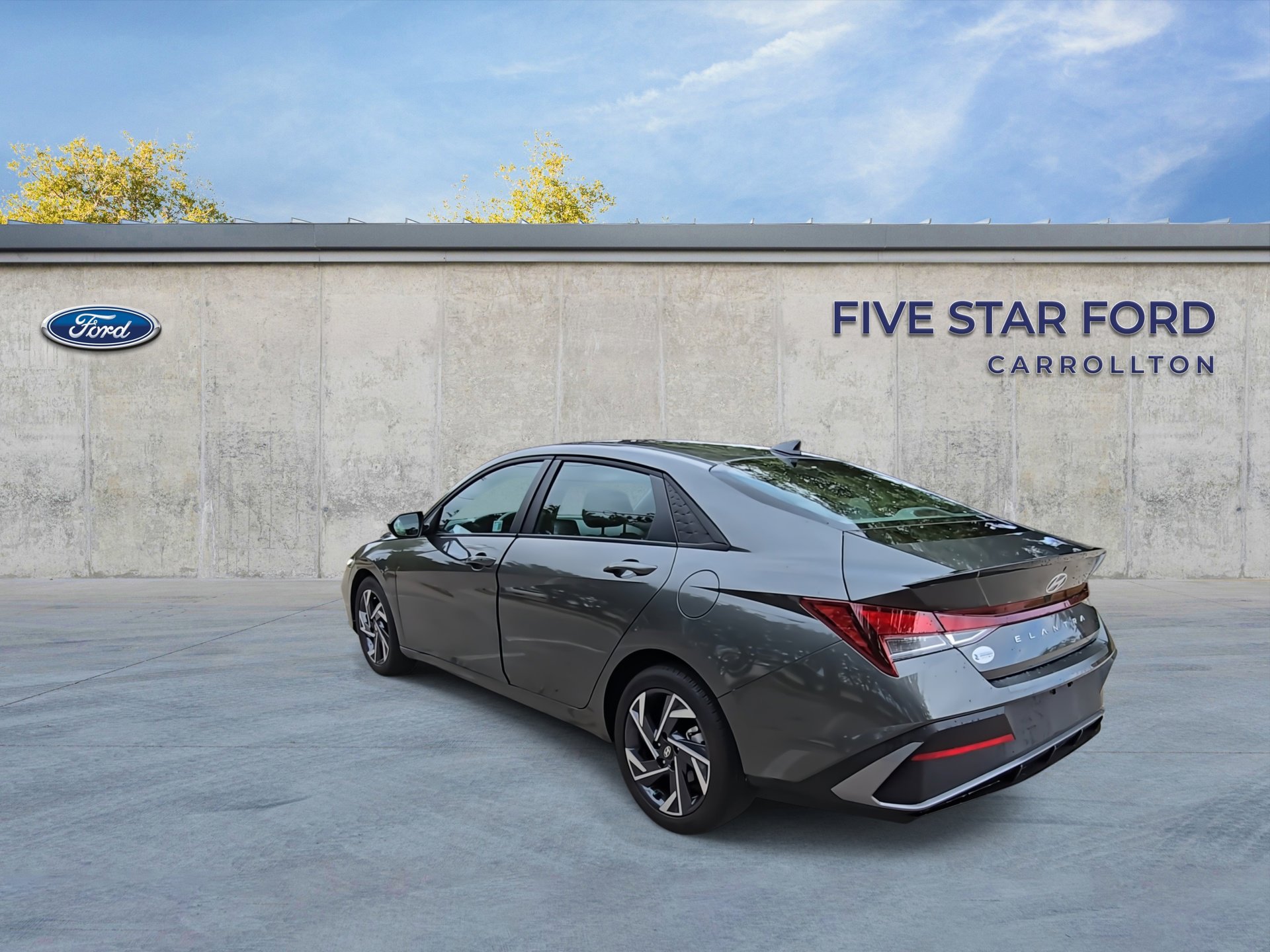 Used 2025 Hyundai Elantra Sport FWD image 6