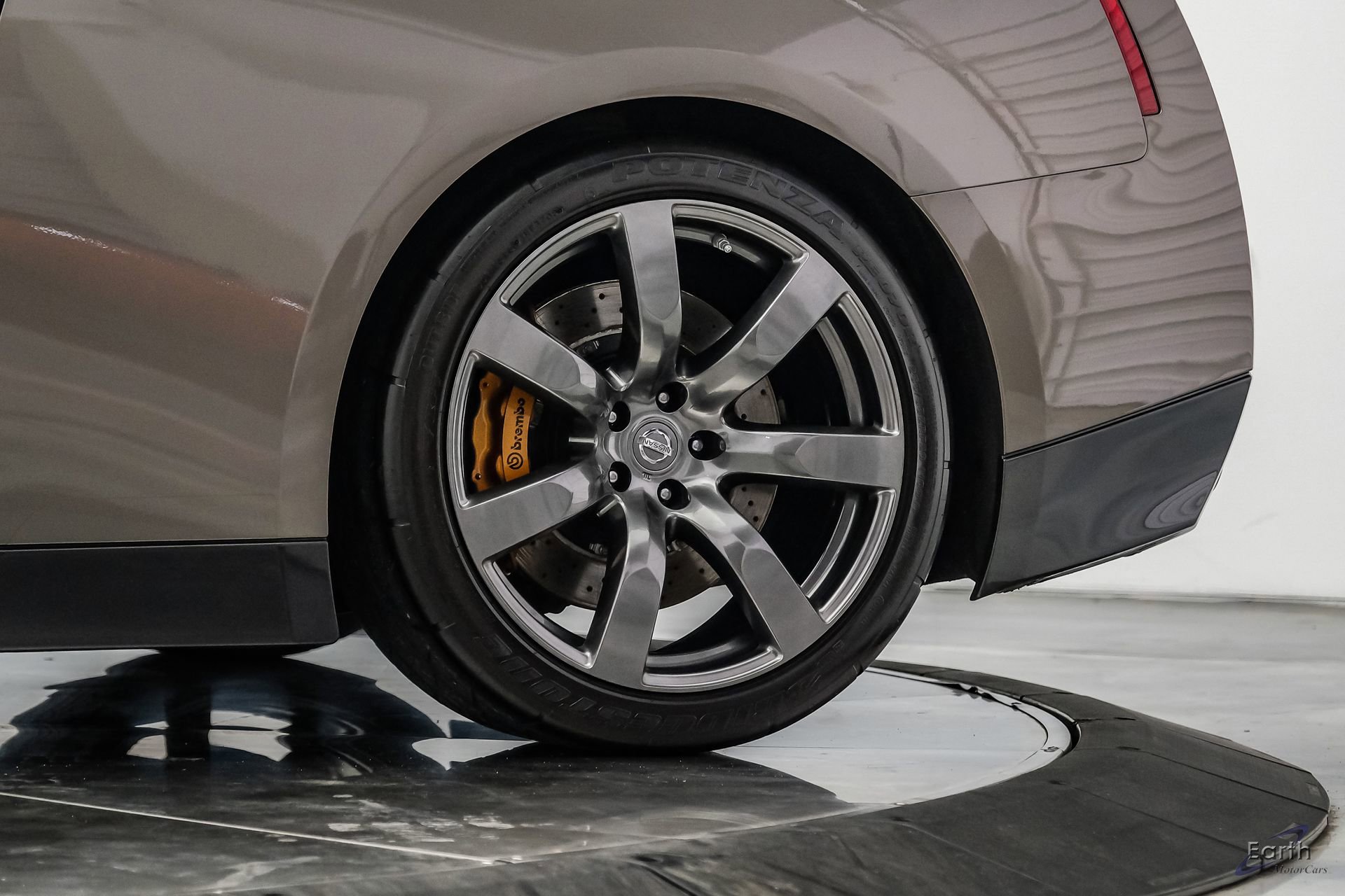 Used 2009 Nissan GT-R Premium AWD/4WD image 96