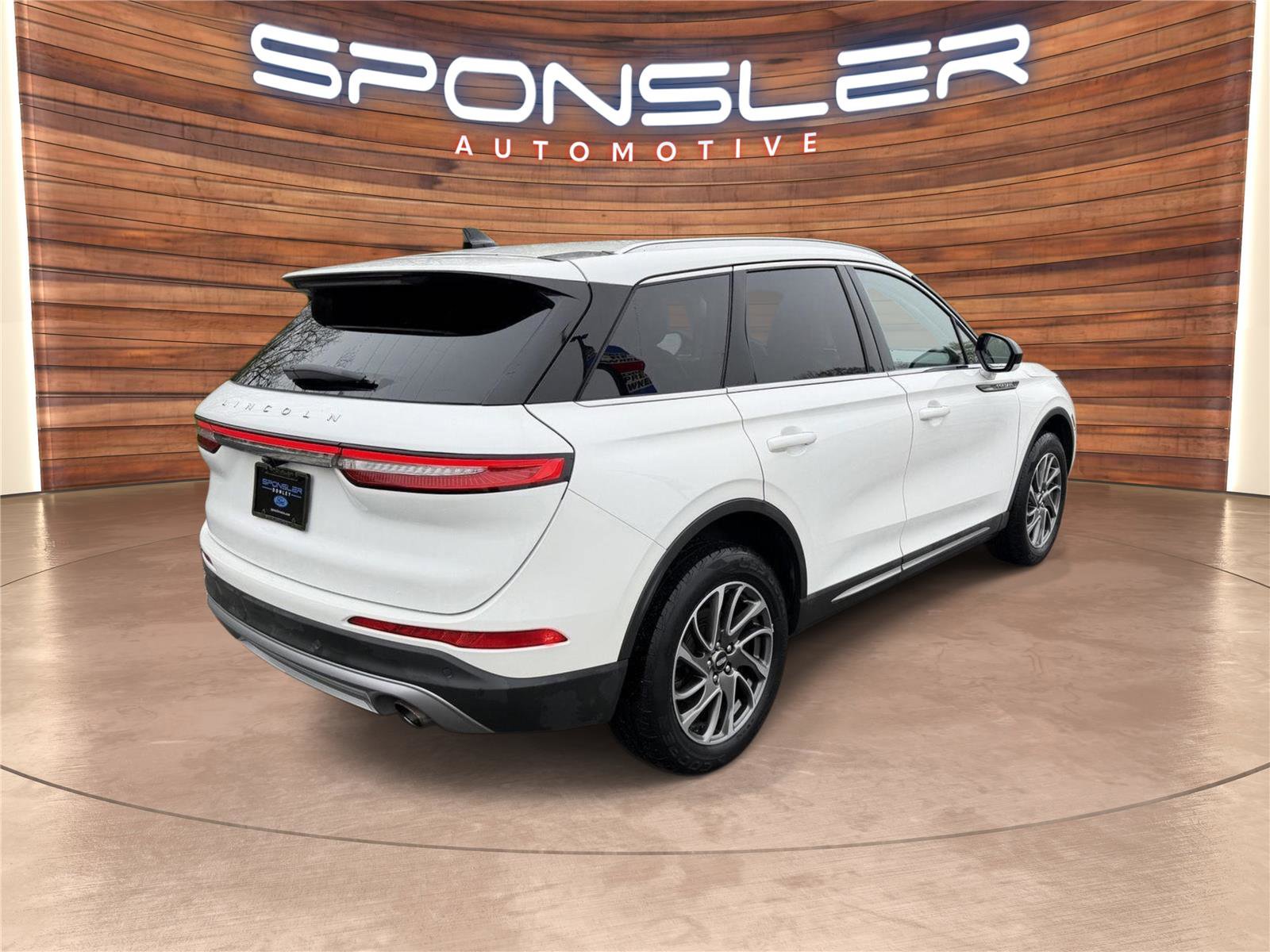 Used 2020 Lincoln Corsair FWD image 7