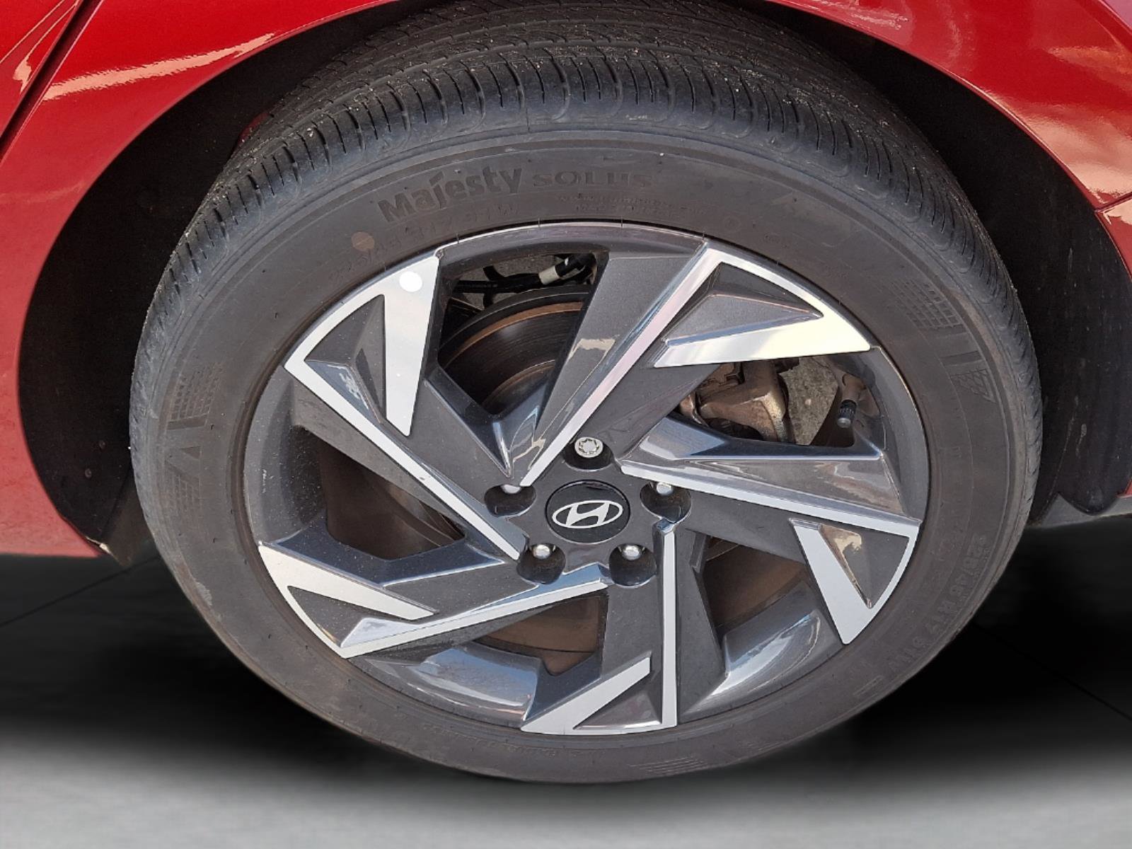 Certified 2024 Hyundai Elantra Limited image 10