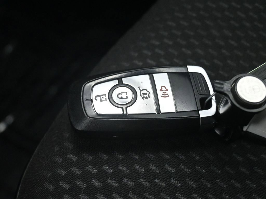 Used 2024 Ford Escape ST-Line image 29