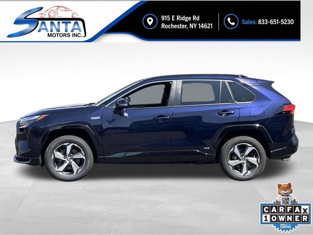 Used 2022 Toyota RAV4 SE w/ Weather & Moonroof Package AWD/4WD image 5