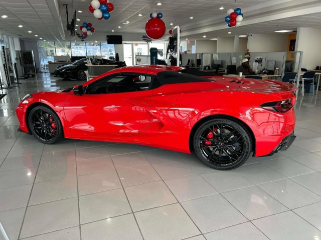 New 2027 Chevrolet Corvette Stingray Convertible w/ Z51 Performance Package RWD image 6