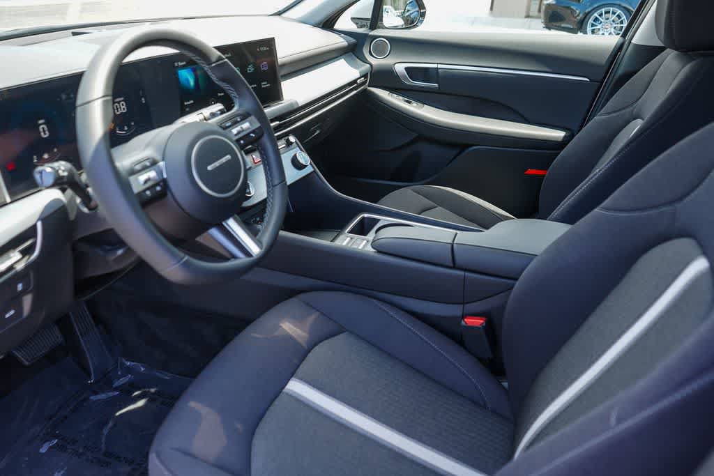 New 2026 Hyundai Sonata SEL FWD image 18