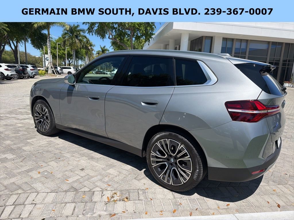 Certified 2025 BMW X3 xDrive30i w/ Premium Package image 6