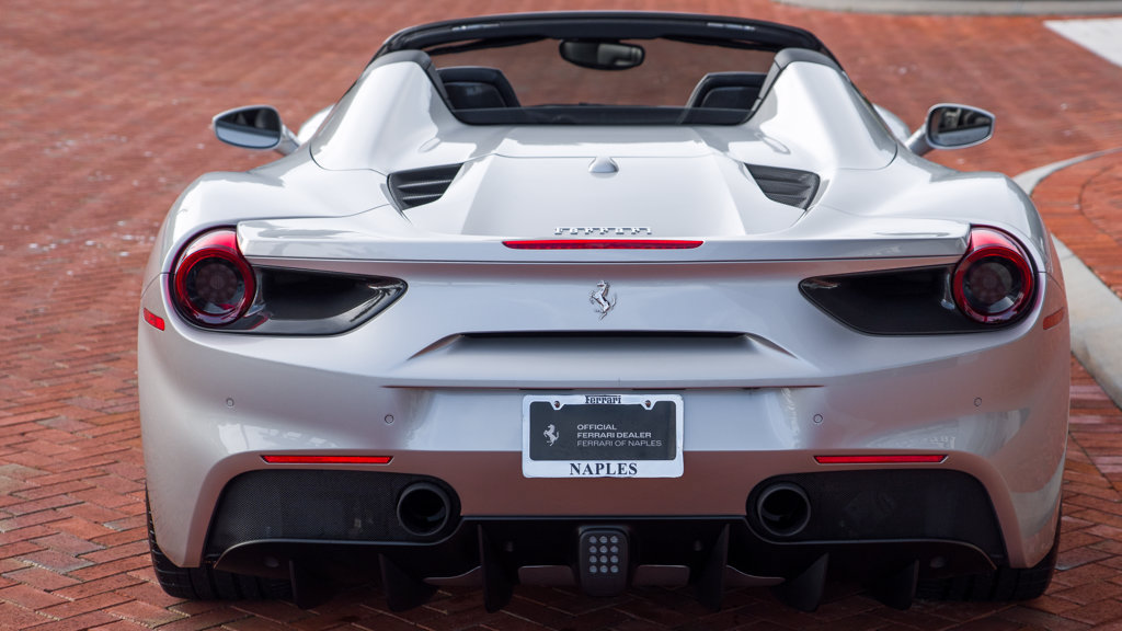 Used 2018 Ferrari 488 Spider RWD image 7