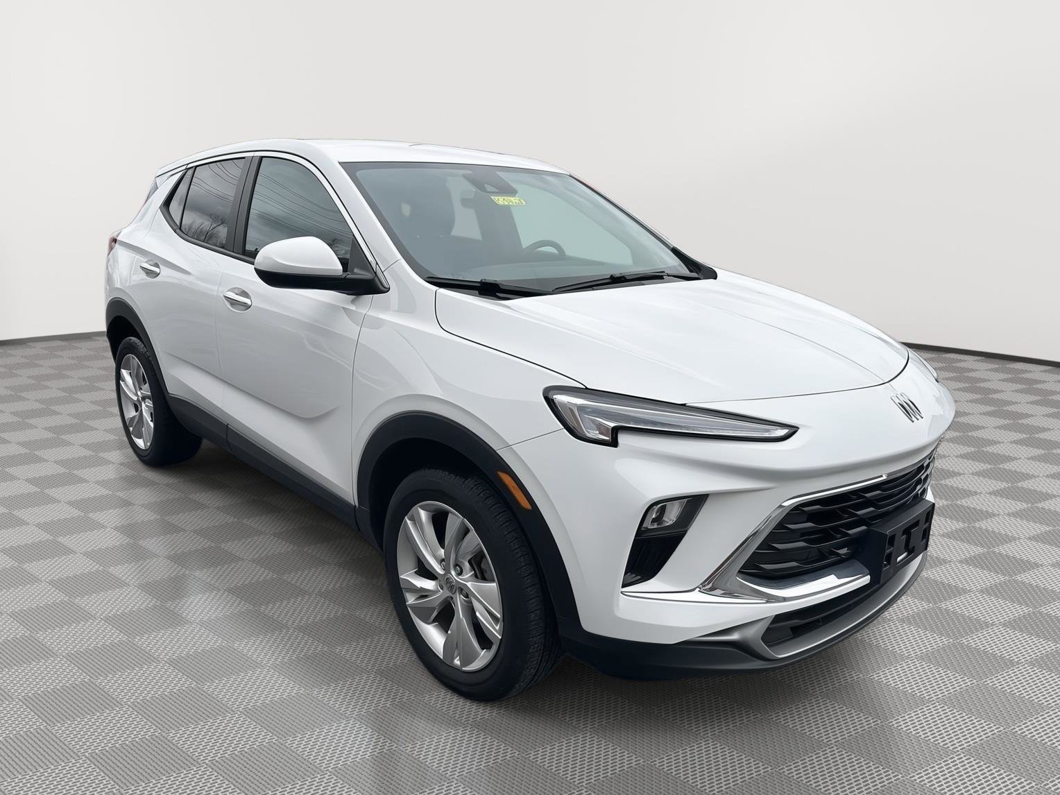 Used 2025 Buick Encore GX Preferred image 3