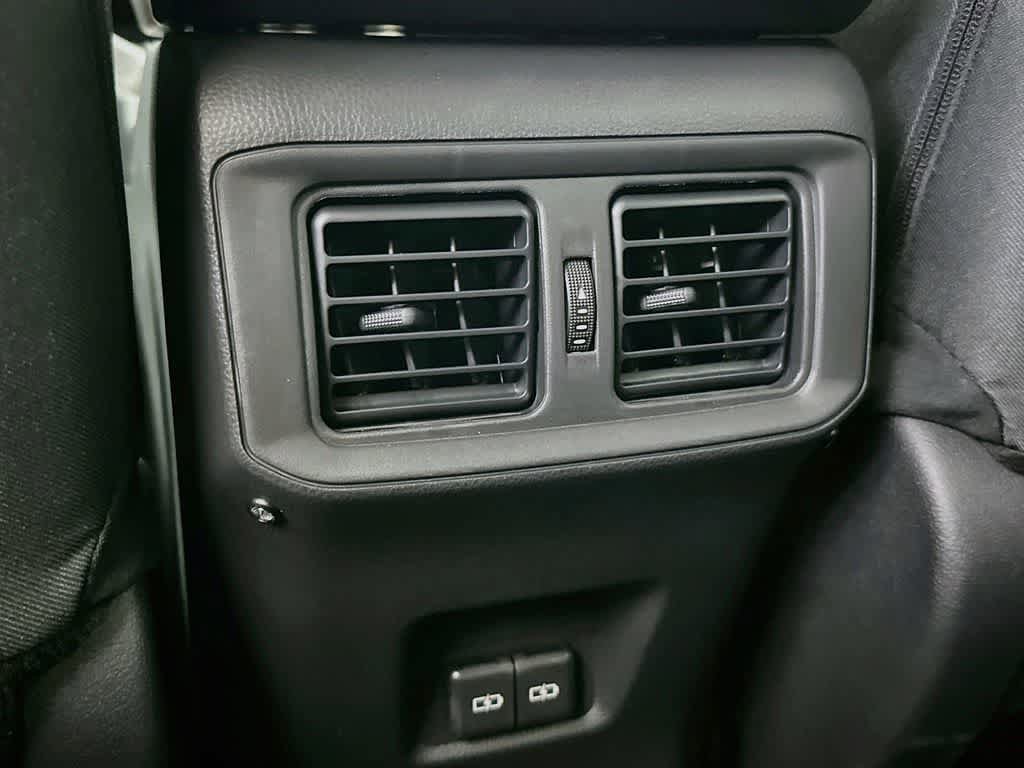 Used 2025 Toyota RAV4 XLE w/ Convenience Package FWD image 13