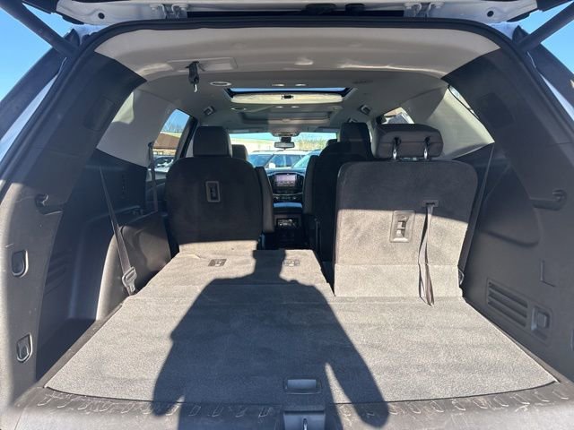 Used 2020 Chevrolet Traverse Premier w/ Redline Edition image 17