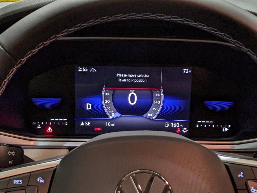 New 2026 Volkswagen Taos SE image 14