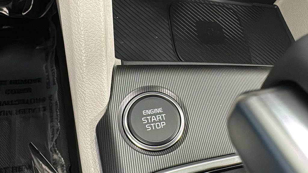 New 2026 Kia Sportage EX image 24