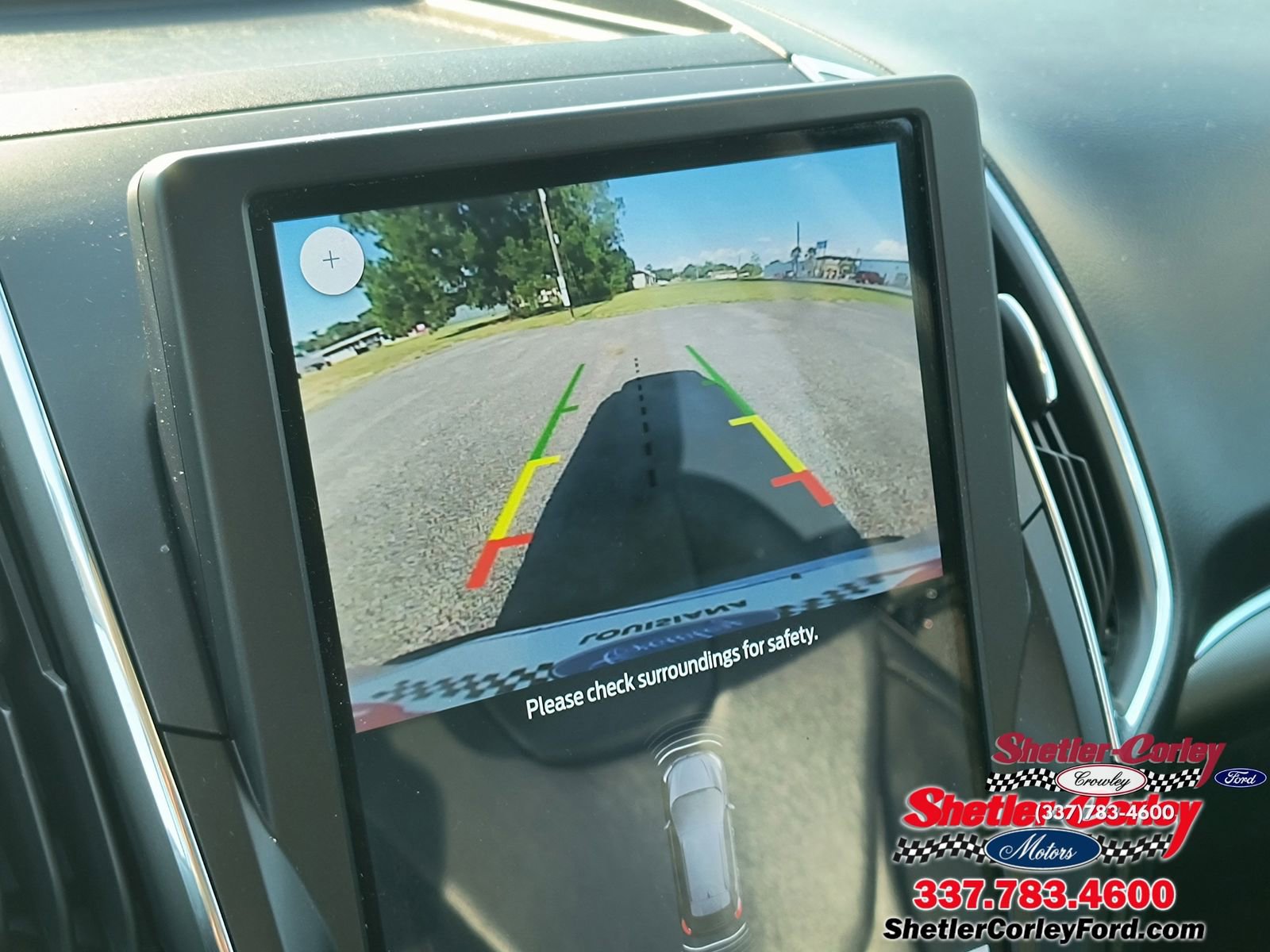 Used 2022 Ford Edge Titanium image 32