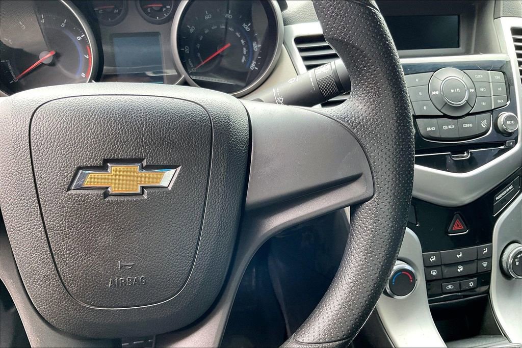 Used 2011 Chevrolet Cruze LS FWD image 26
