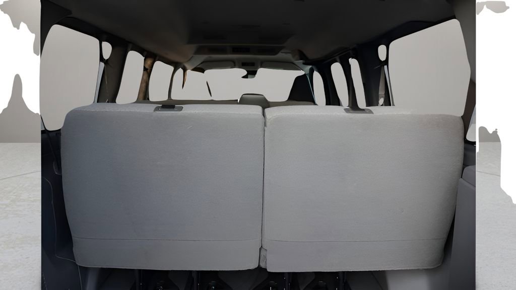 Used 2021 Chevrolet Express 3500 LT w/ LT Preferred Equipment Group RWD image 22