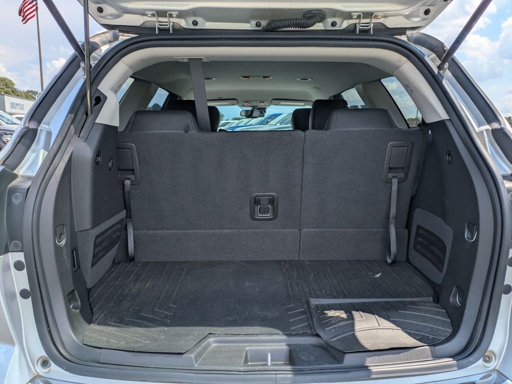Used 2017 Buick Enclave Premium FWD image 13