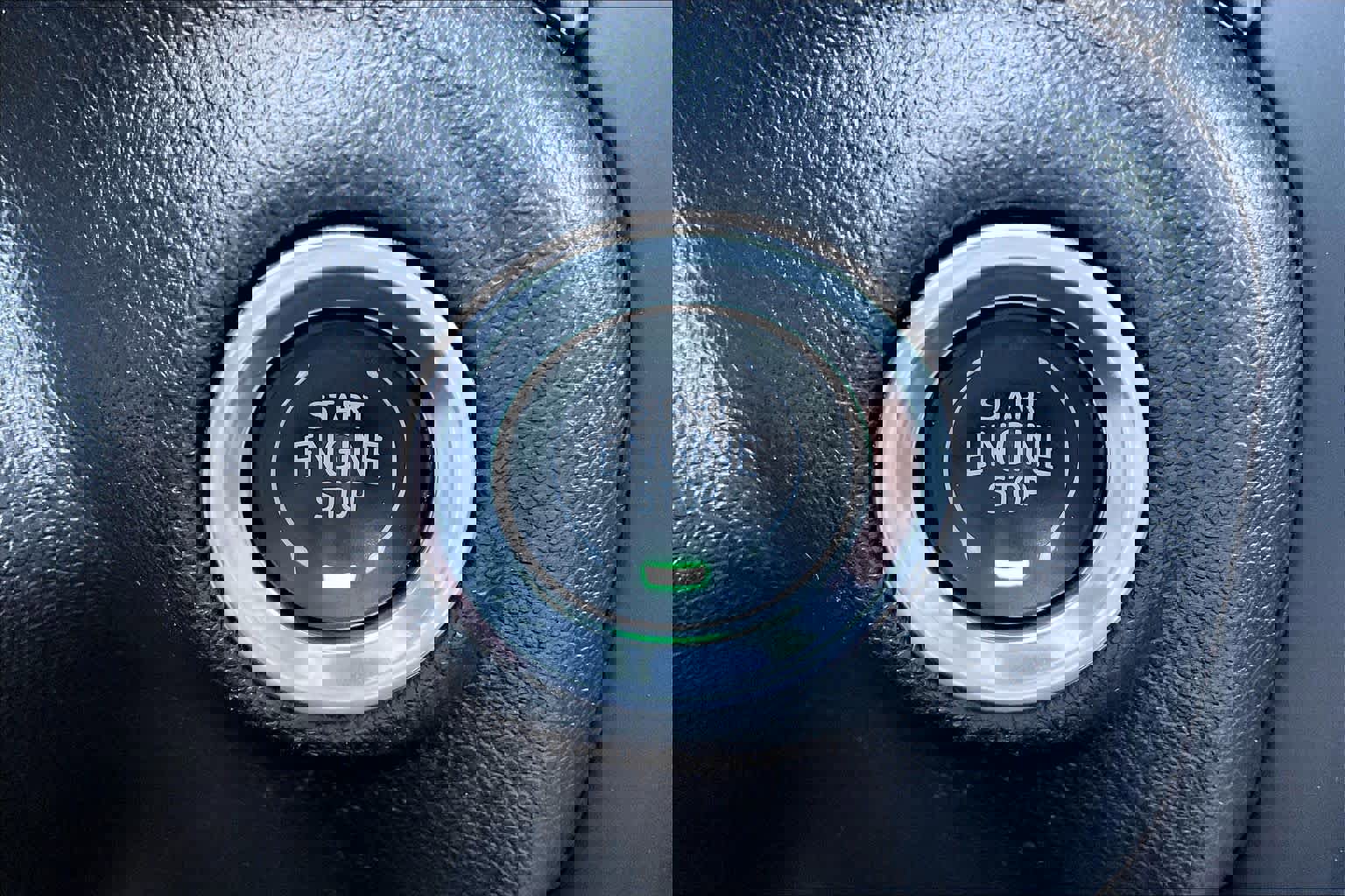 Used 2022 GMC Sierra 2500 AT4 image 33