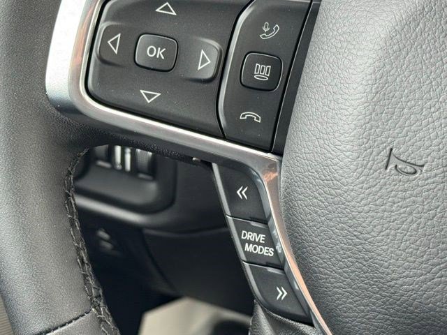 New 2026 RAM 1500 Laramie AWD/4WD image 17