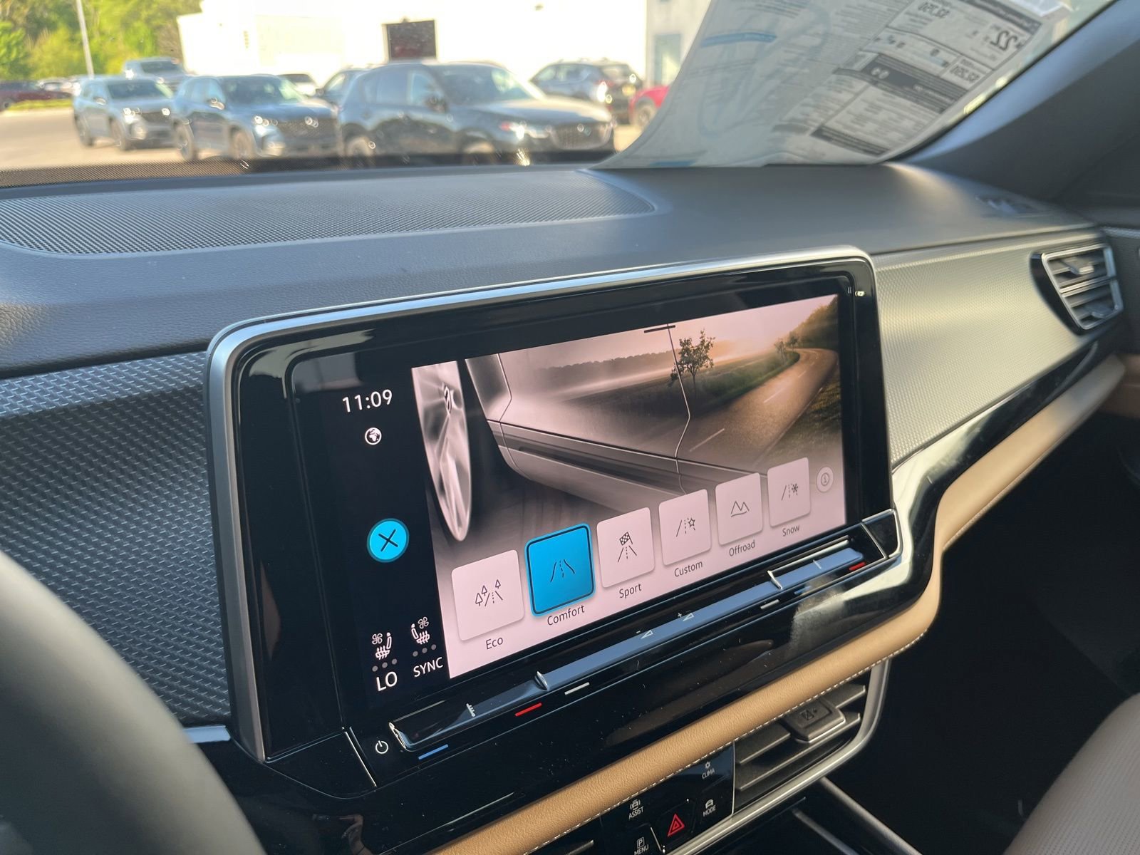 New 2026 Volkswagen Atlas Cross Sport SEL R-Line image 19