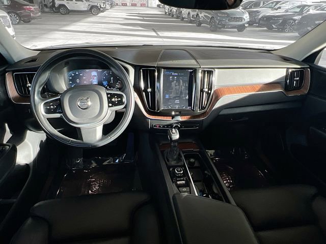 Used 2020 Volvo XC60 T6 Inscription w/ Protection Package Premier image 27