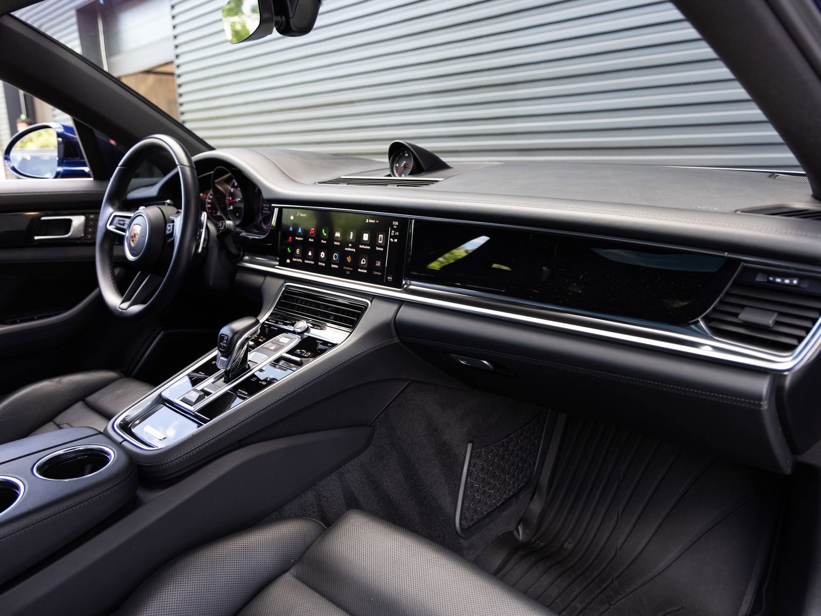Certified 2022 Porsche Panamera 4S w/ Premium Package AWD/4WD image 32