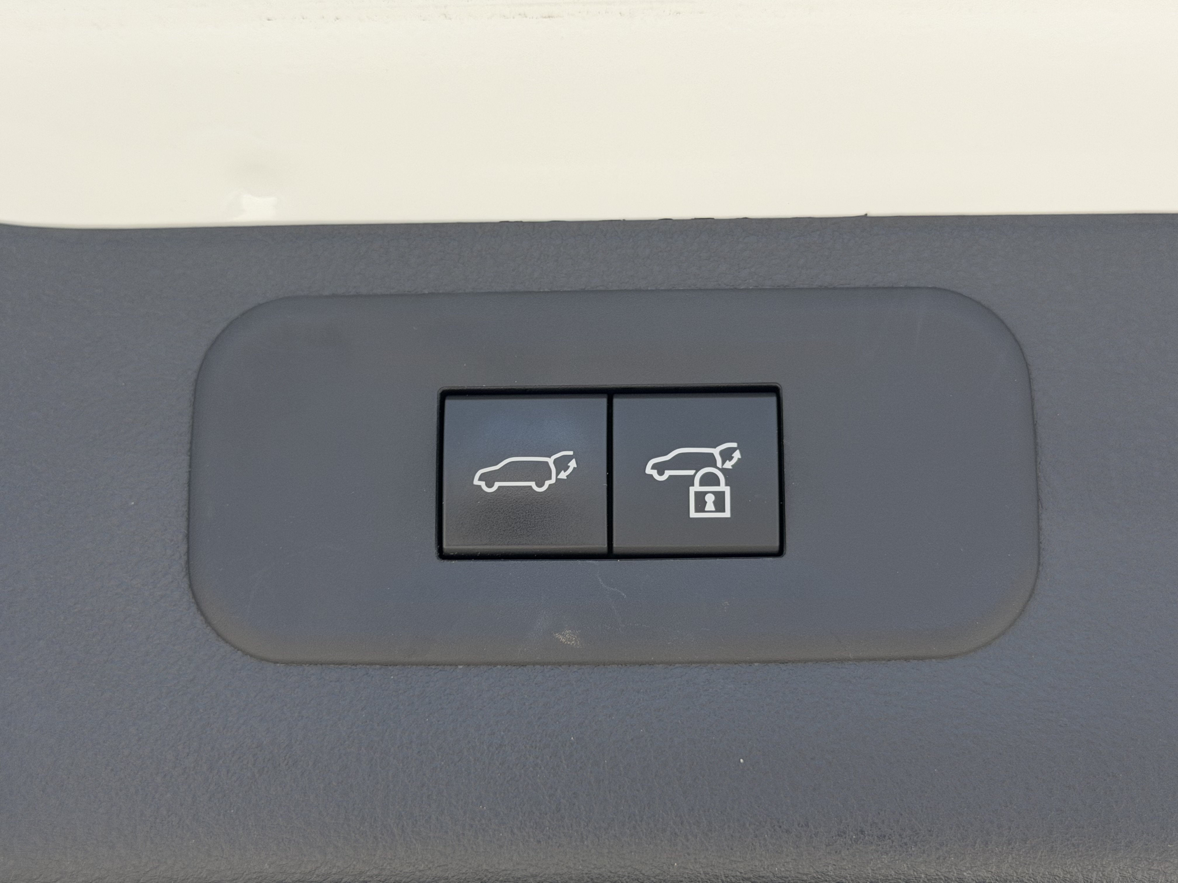 Certified 2024 Lexus TX 500h AWD image 15