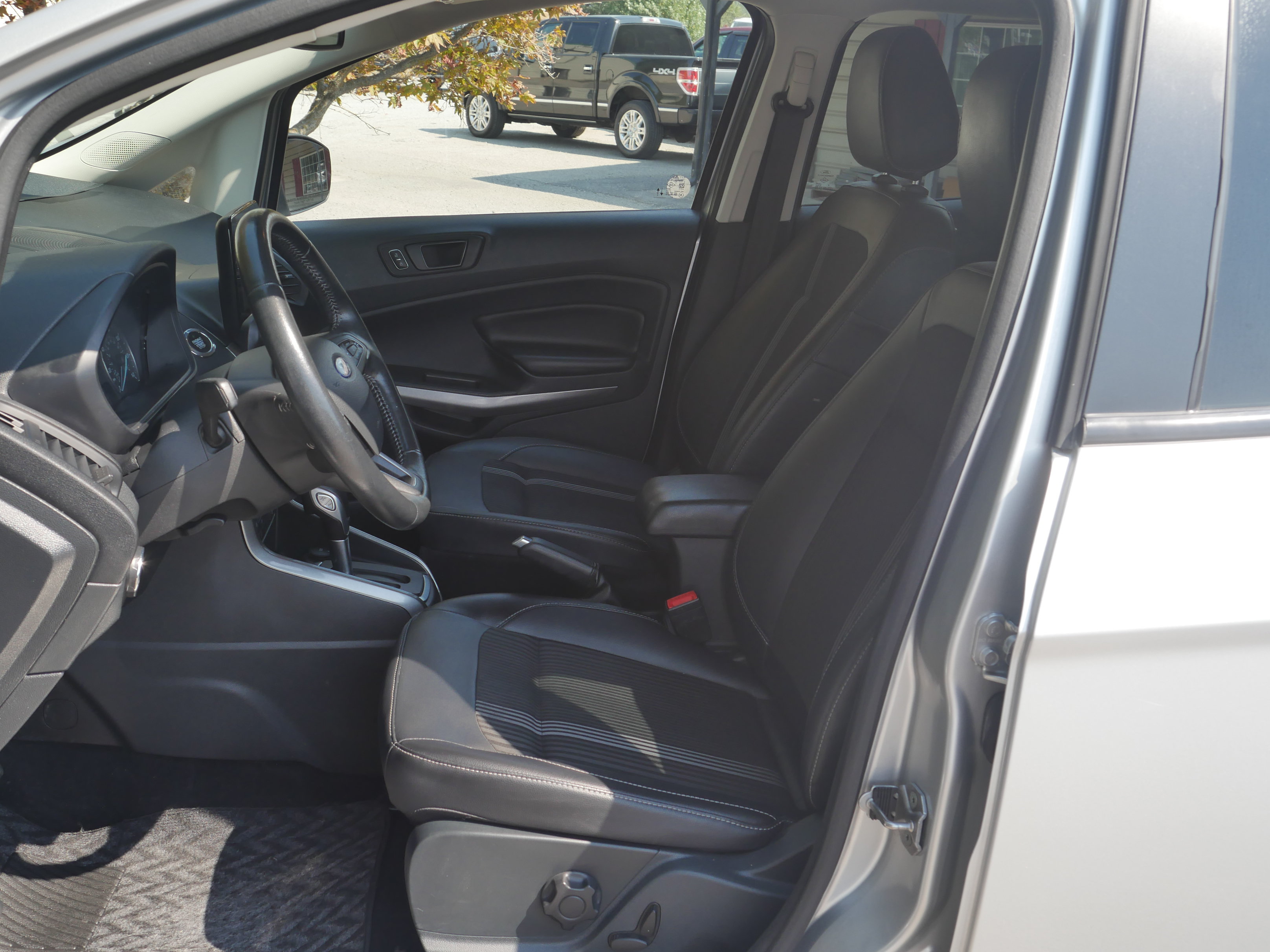 Used 2020 Ford EcoSport SES AWD/4WD image 3