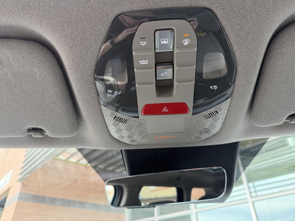 Used 2024 Kia EV9 Wind AWD/4WD image 24