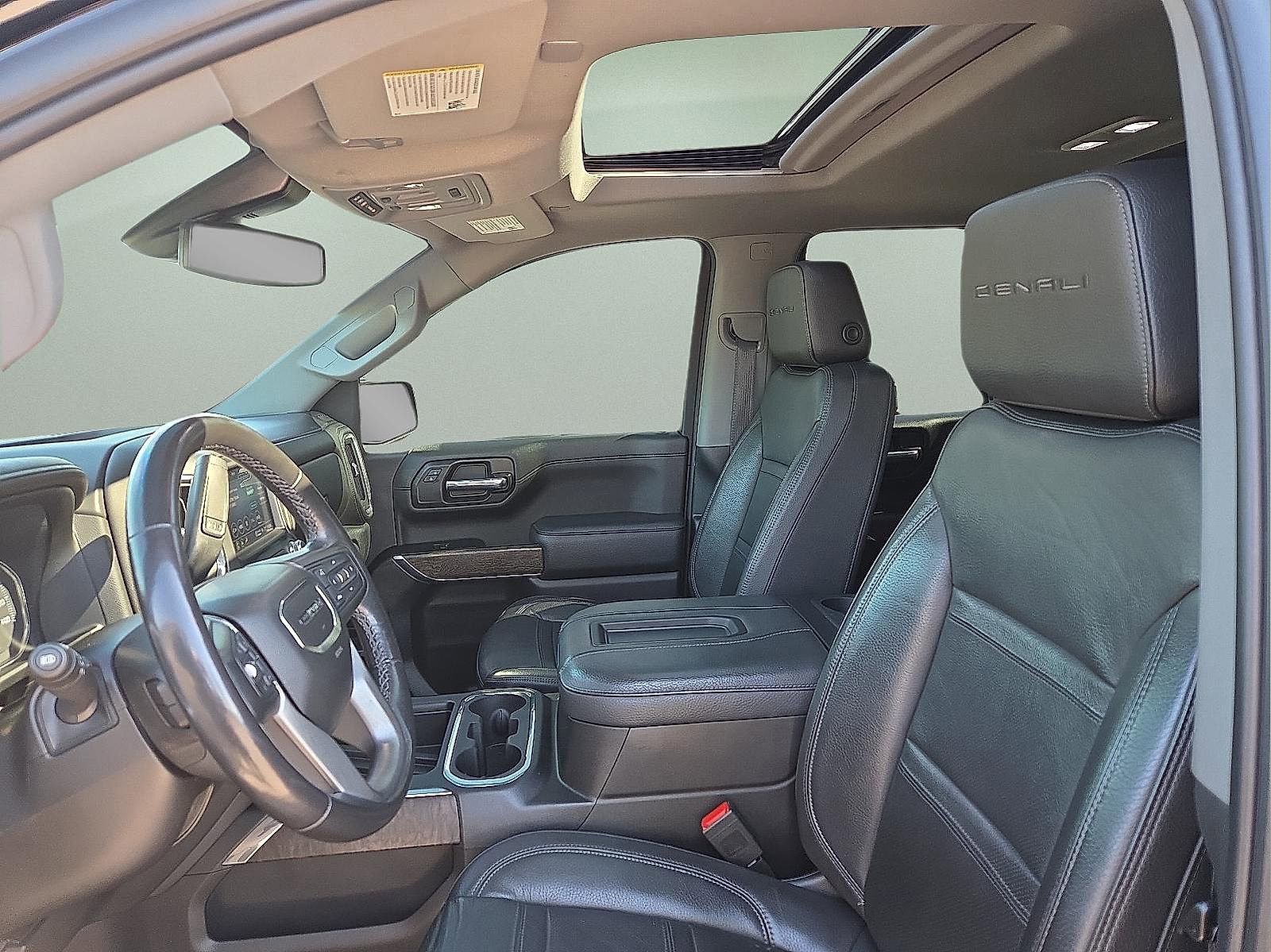 Used 2022 GMC Sierra 1500 Denali w/ Denali Premium Package AWD/4WD image 13