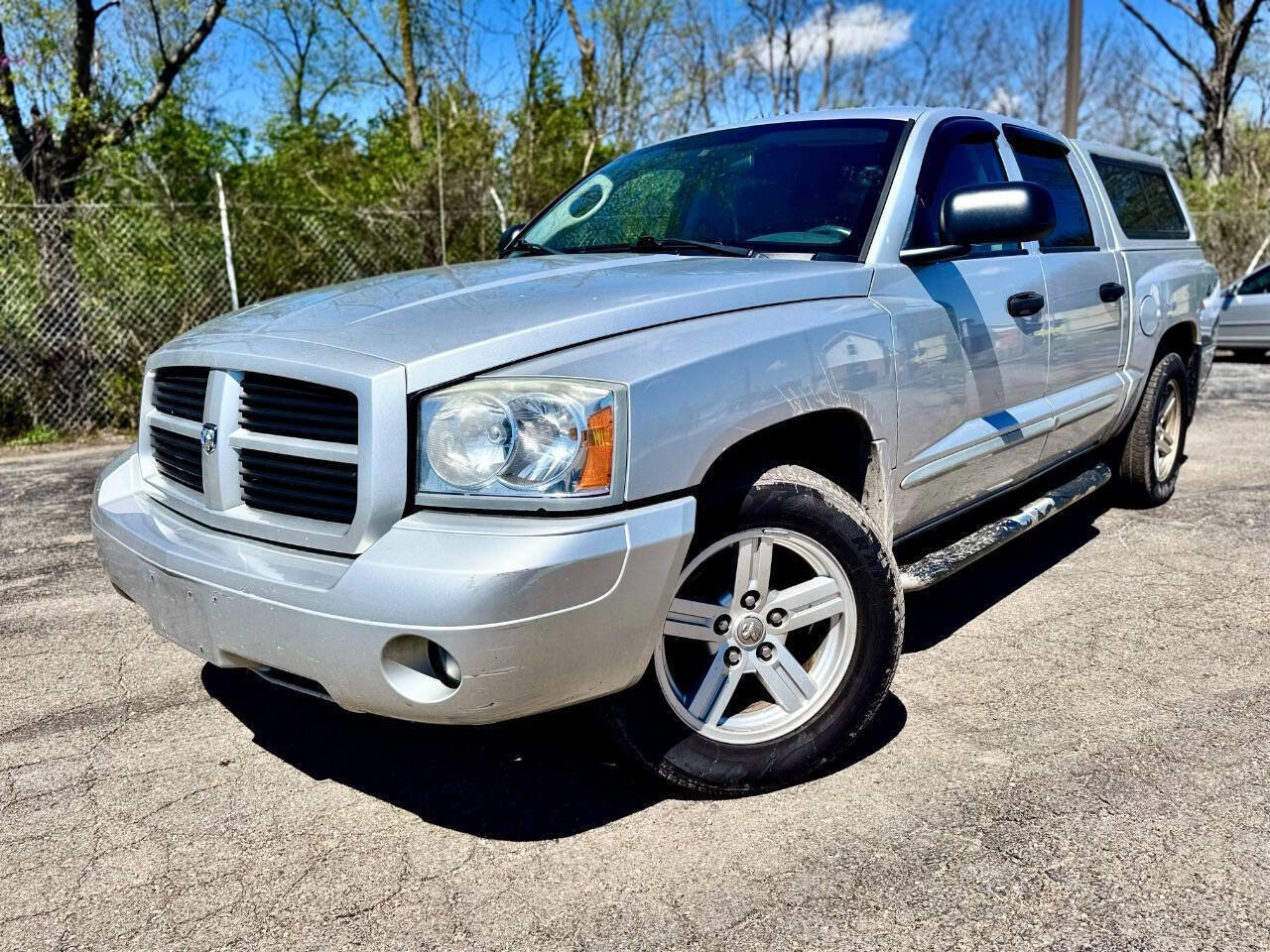 Used 2007 Dodge Dakota SLT w/ Sport Appearance Group image 1