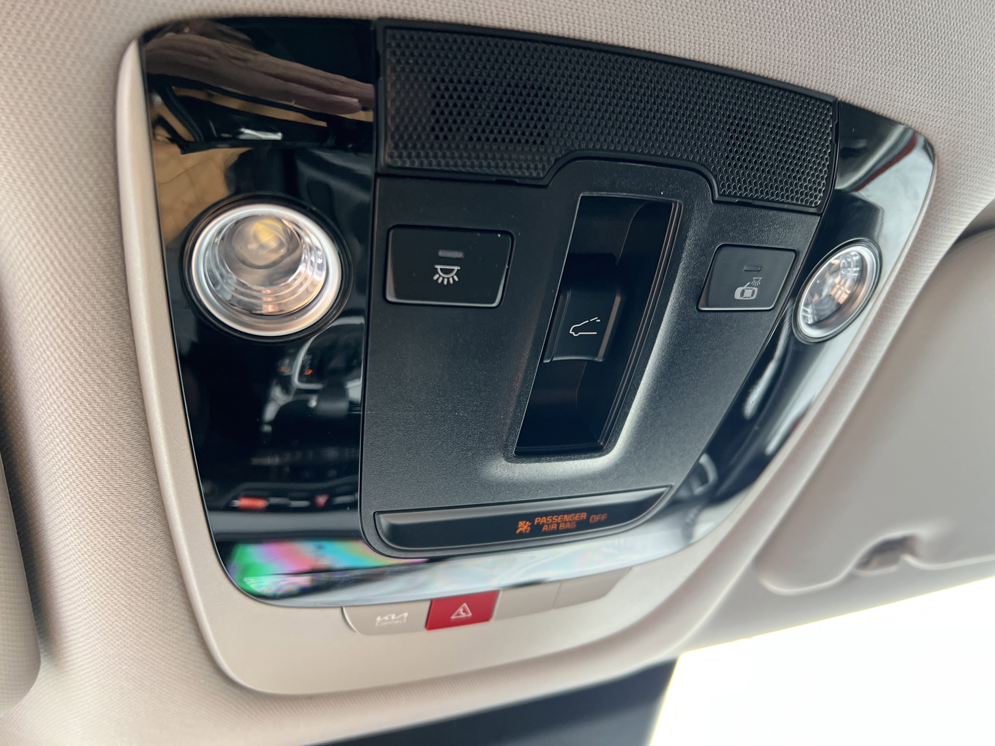 Used 2025 Kia Seltos SX w/ SX Sunroof Package image 26