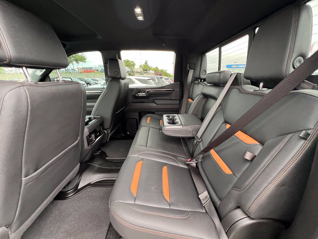 Used 2025 GMC Sierra 1500 AT4 w/ AT4 Premium Package AWD/4WD image 21