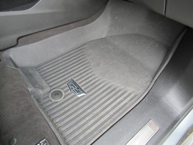 Certified 2025 Cadillac Escalade Premium Luxury w/ LPO, Radiant Package image 34