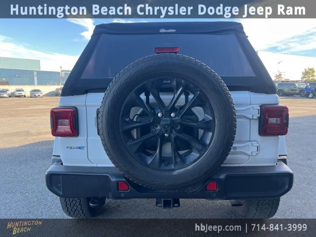 Used 2021 Jeep Wrangler Unlimited Sahara w/ Cold Weather Group image 6