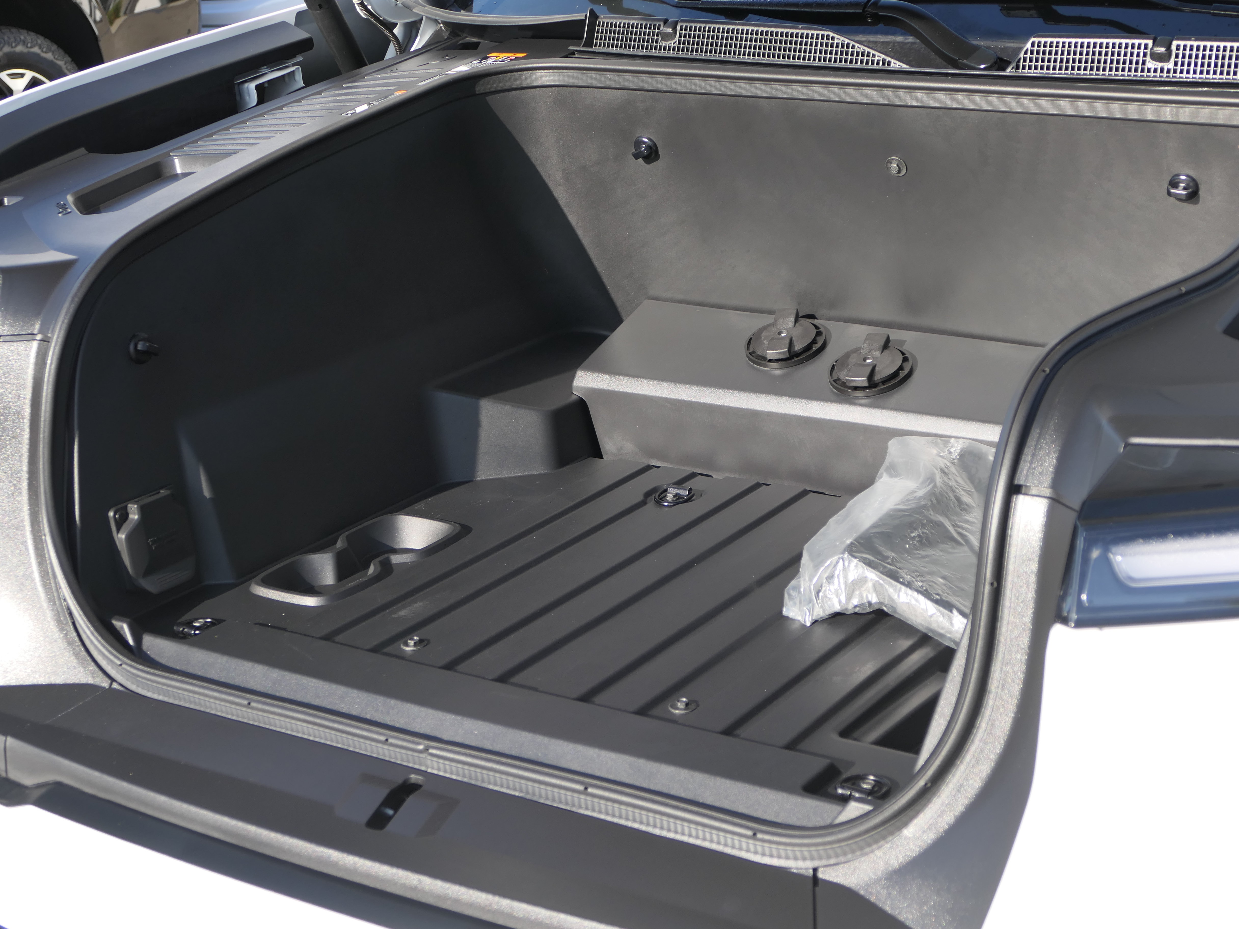 New 2026 GMC Sierra EV Elevation AWD/4WD image 28