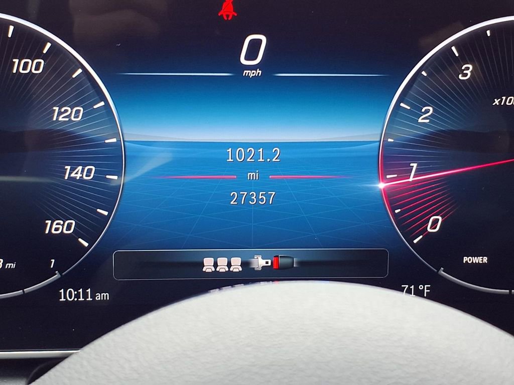 Used 2024 Mercedes-Benz GLC 300 image 16