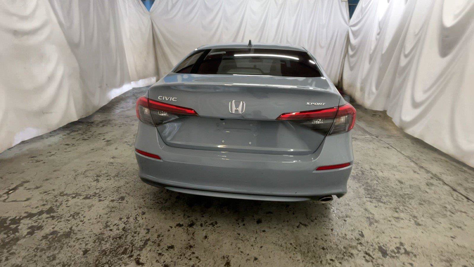 Used 2023 Honda Civic Sport image 9
