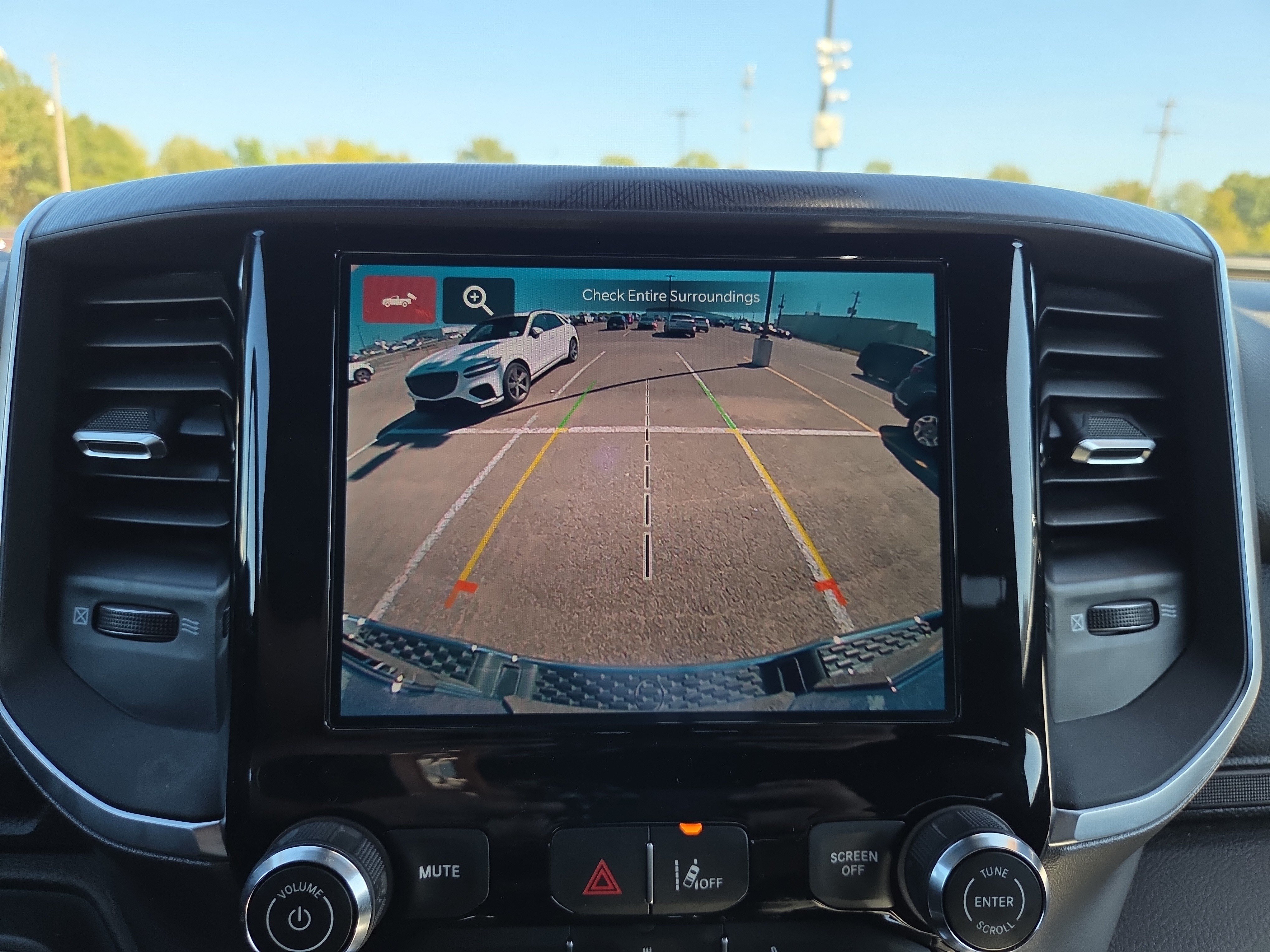 Used 2025 RAM 1500 Big Horn AWD/4WD image 17