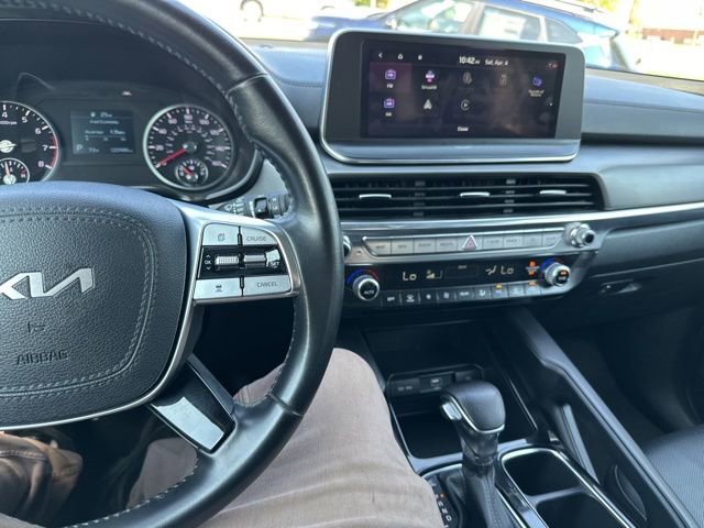 Used 2022 Kia Telluride LX image 40