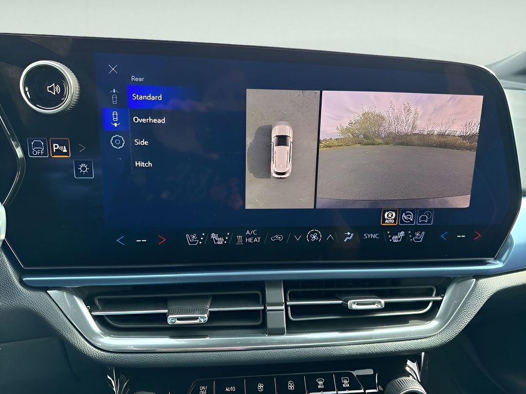 New 2026 Chevrolet Equinox EV LT w/ Convenience Package II image 29