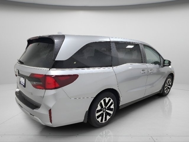 Certified 2026 Honda Odyssey EX-L image 12