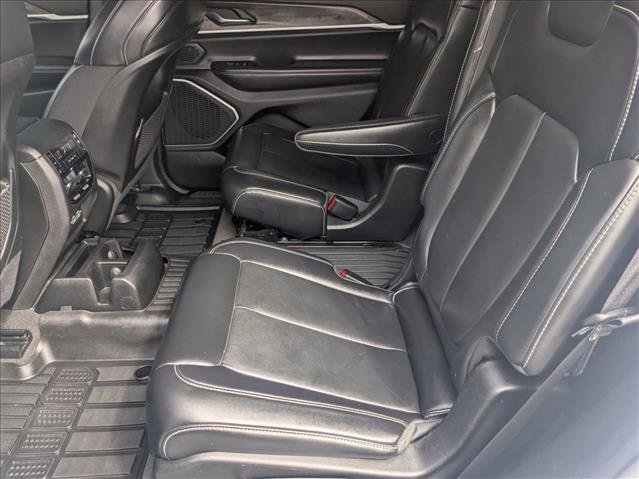 Used 2021 Jeep Grand Cherokee L Limited image 17