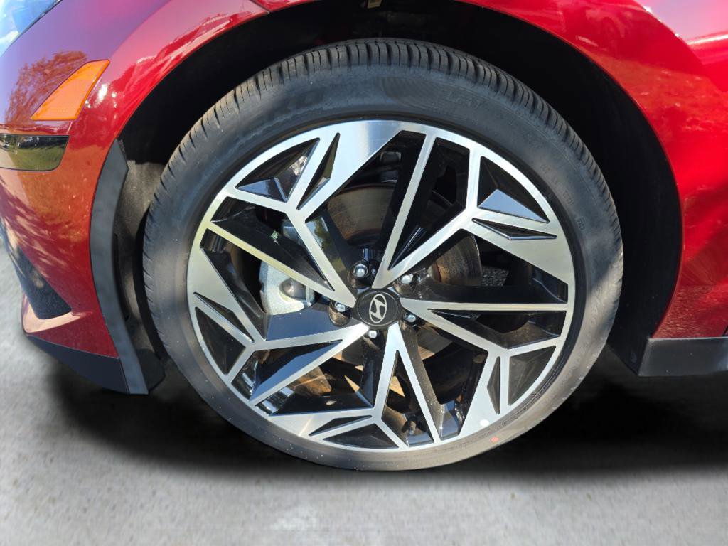 New 2023 Hyundai Ioniq 6 SEL image 13