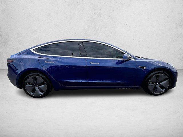Used 2020 Tesla Model 3 Standard Range Plus image 5