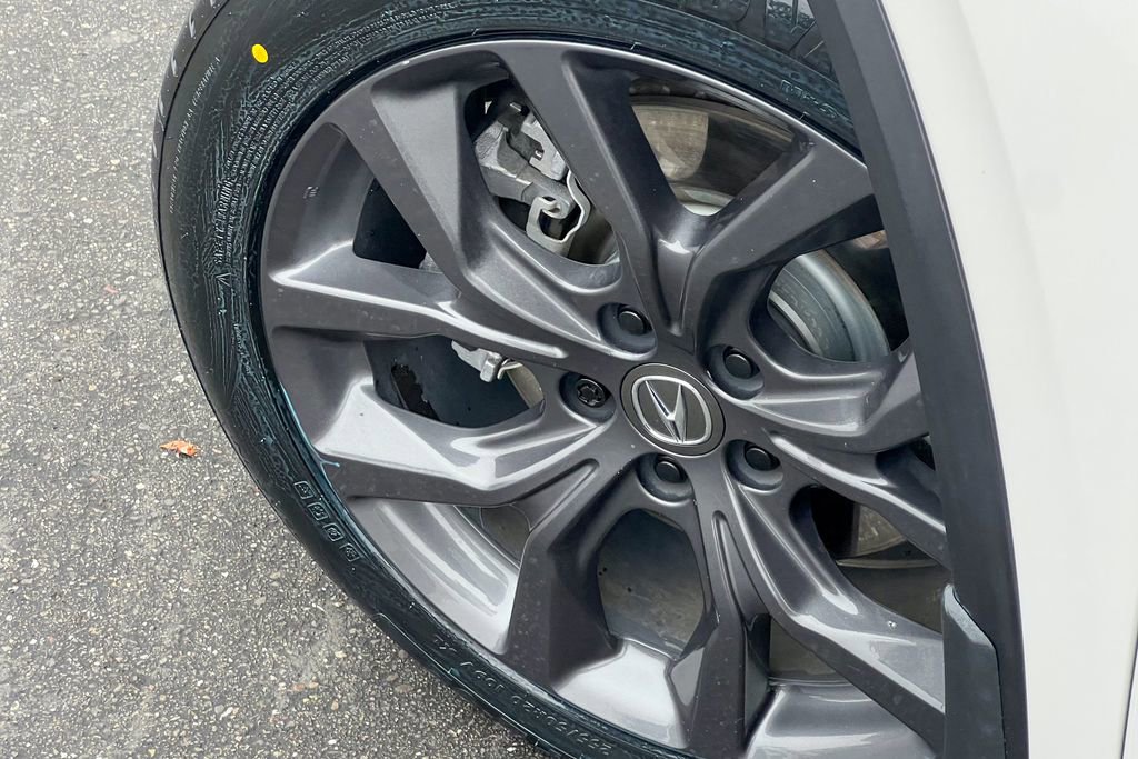 Used 2023 Acura MDX A-Spec image 11