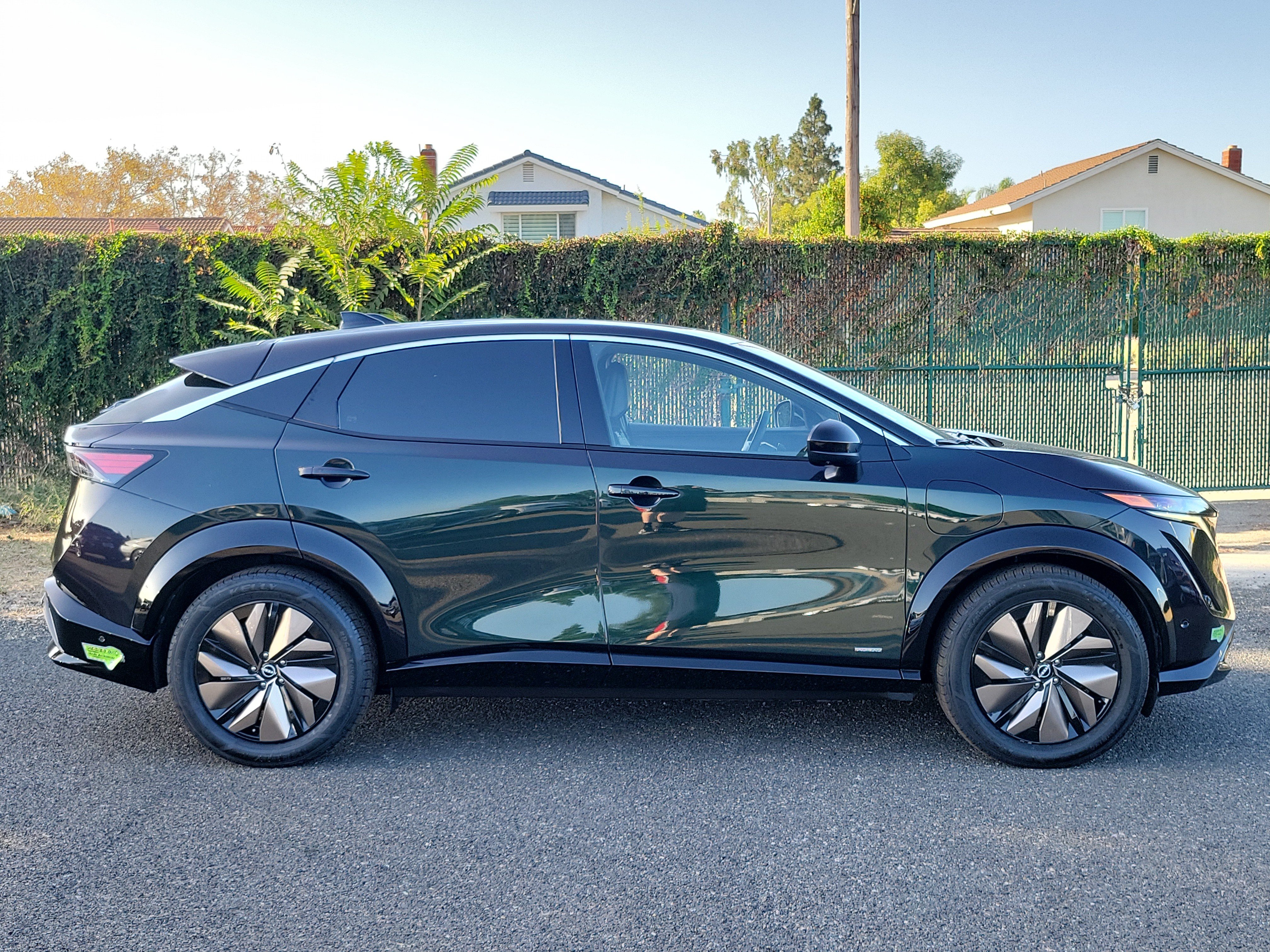 Used 2023 Nissan Ariya FWD image 5